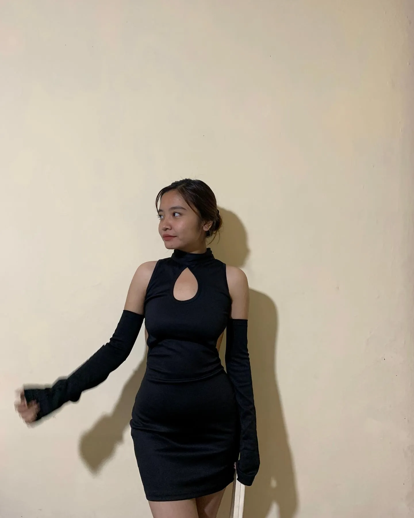Maddy perez dress with gloves