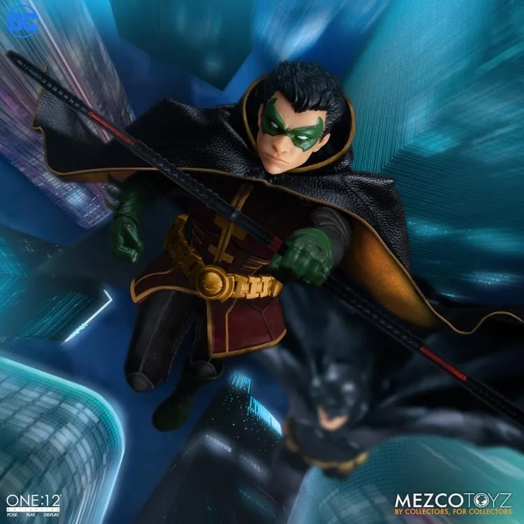 One:12 Collective DC Universe Robin Action Figure