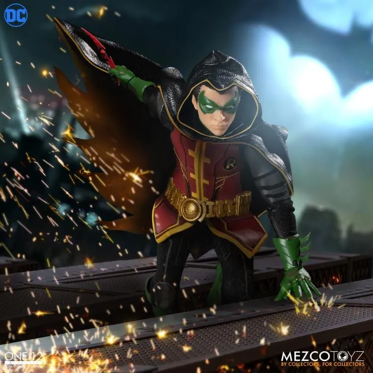 One:12 Collective DC Universe Robin Action Figure