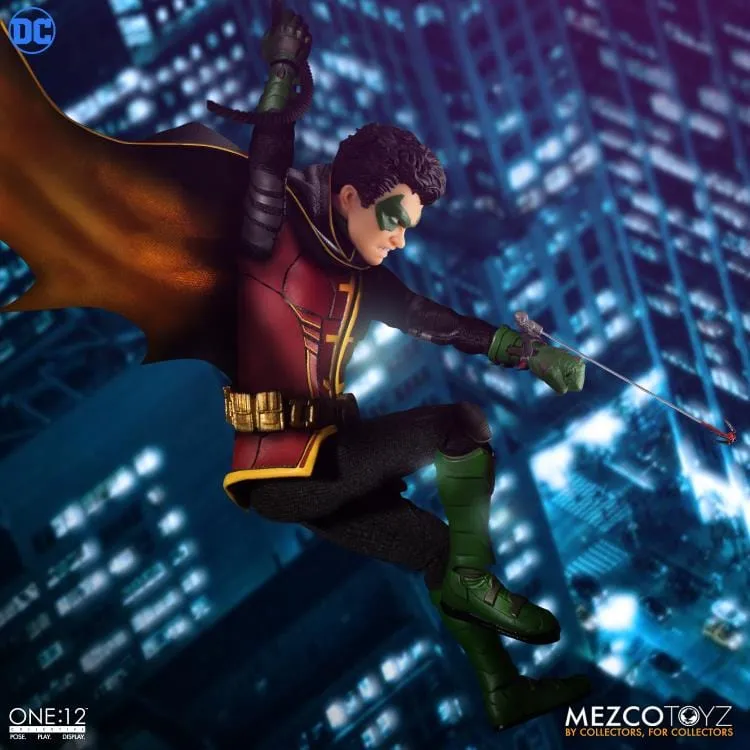 One:12 Collective DC Universe Robin Action Figure